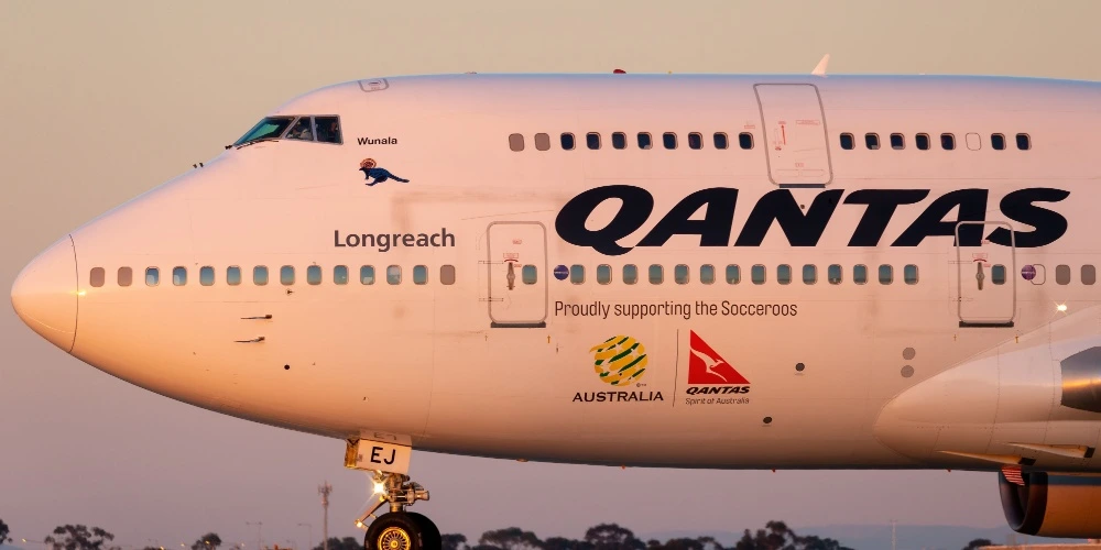 image of the front of a Qantas plane